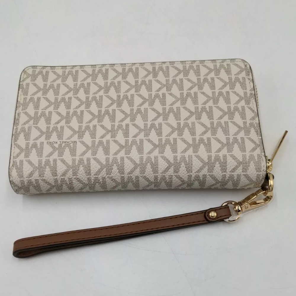 Michael Kors Jet Set Travel Smart Phone Wallet - Picture 5 of 5